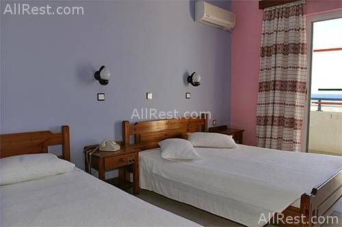 Nirvana Beach Hotel 10